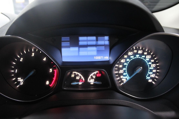 Used Ford Kuga 2014 for sale - 75001830: Photo 27