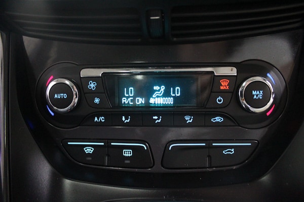 Used Ford Kuga 2014 for sale - 75001830: Photo 32