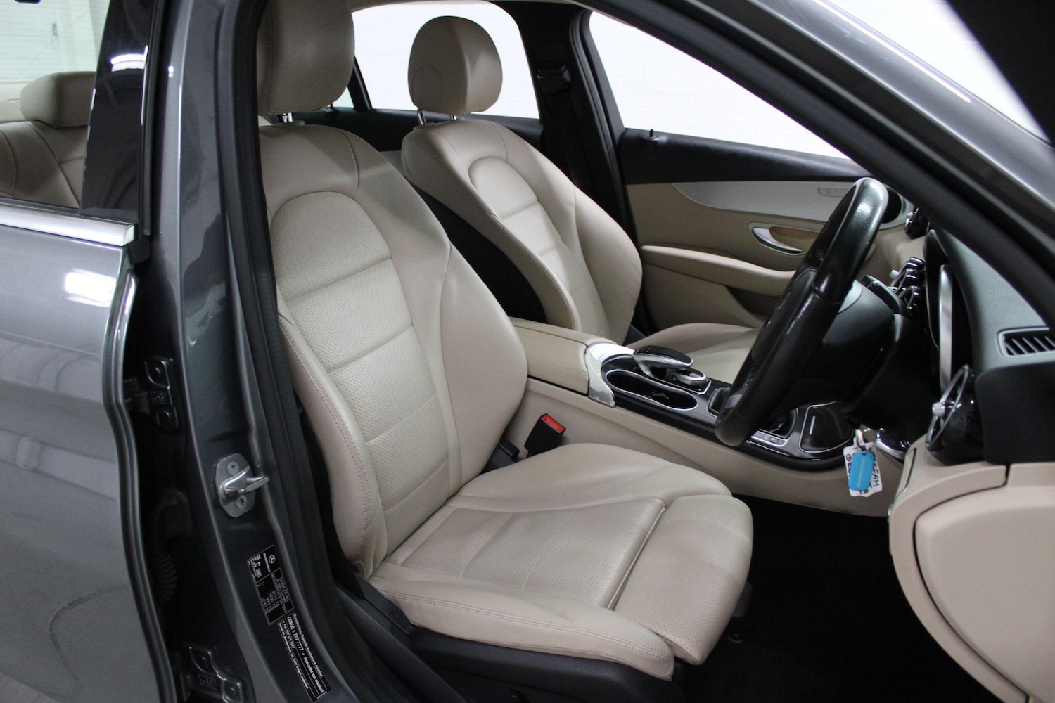 Used Mercedes-Benz C Class 2017 for sale - 76886655: Photo 10