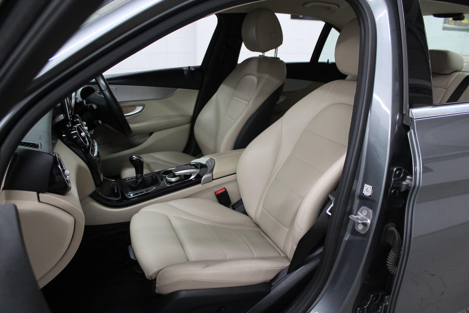 Used Mercedes-Benz C Class 2017 for sale - 76886655: Photo 13