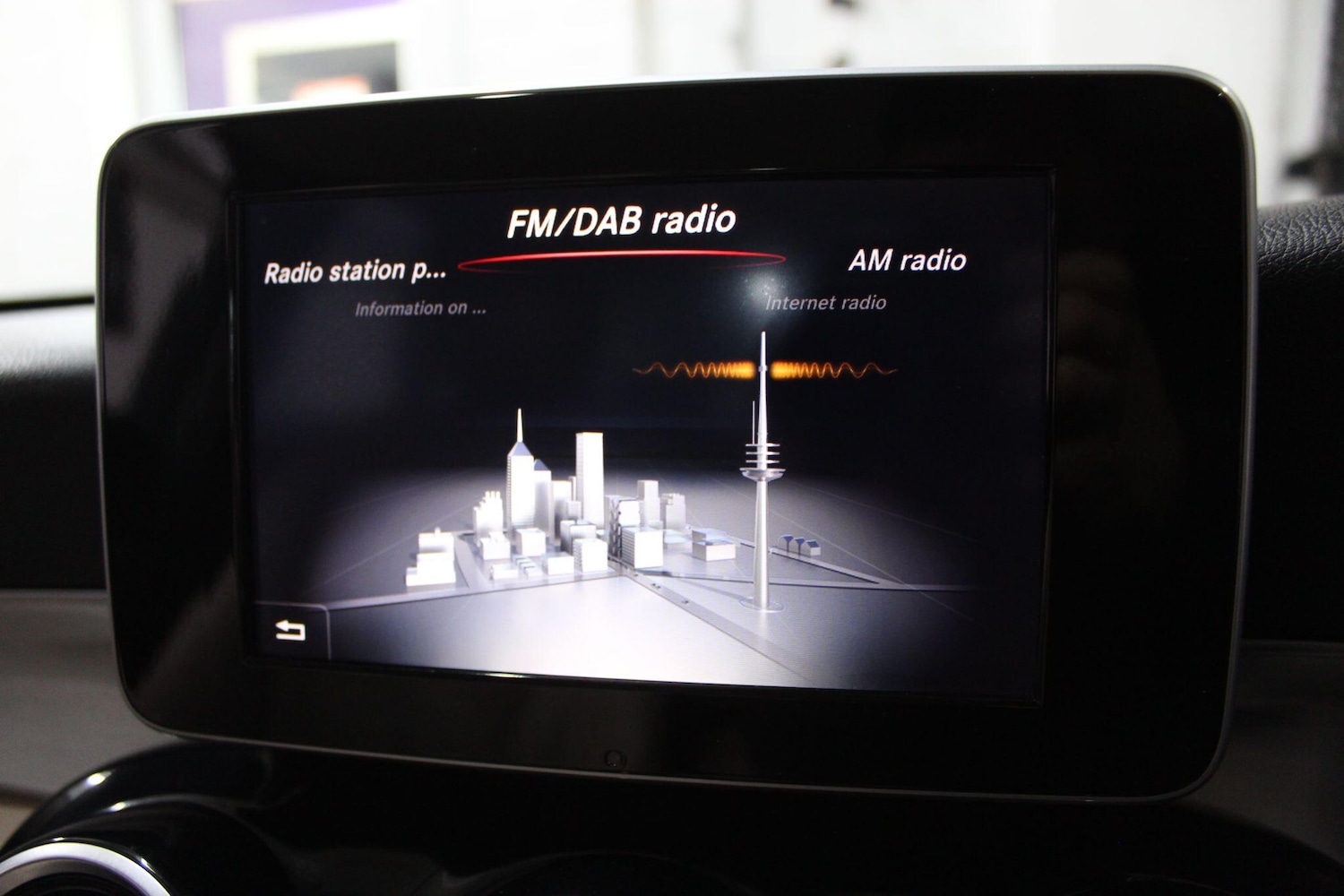 Used Mercedes-Benz C Class 2017 for sale - 76886655: Photo 23