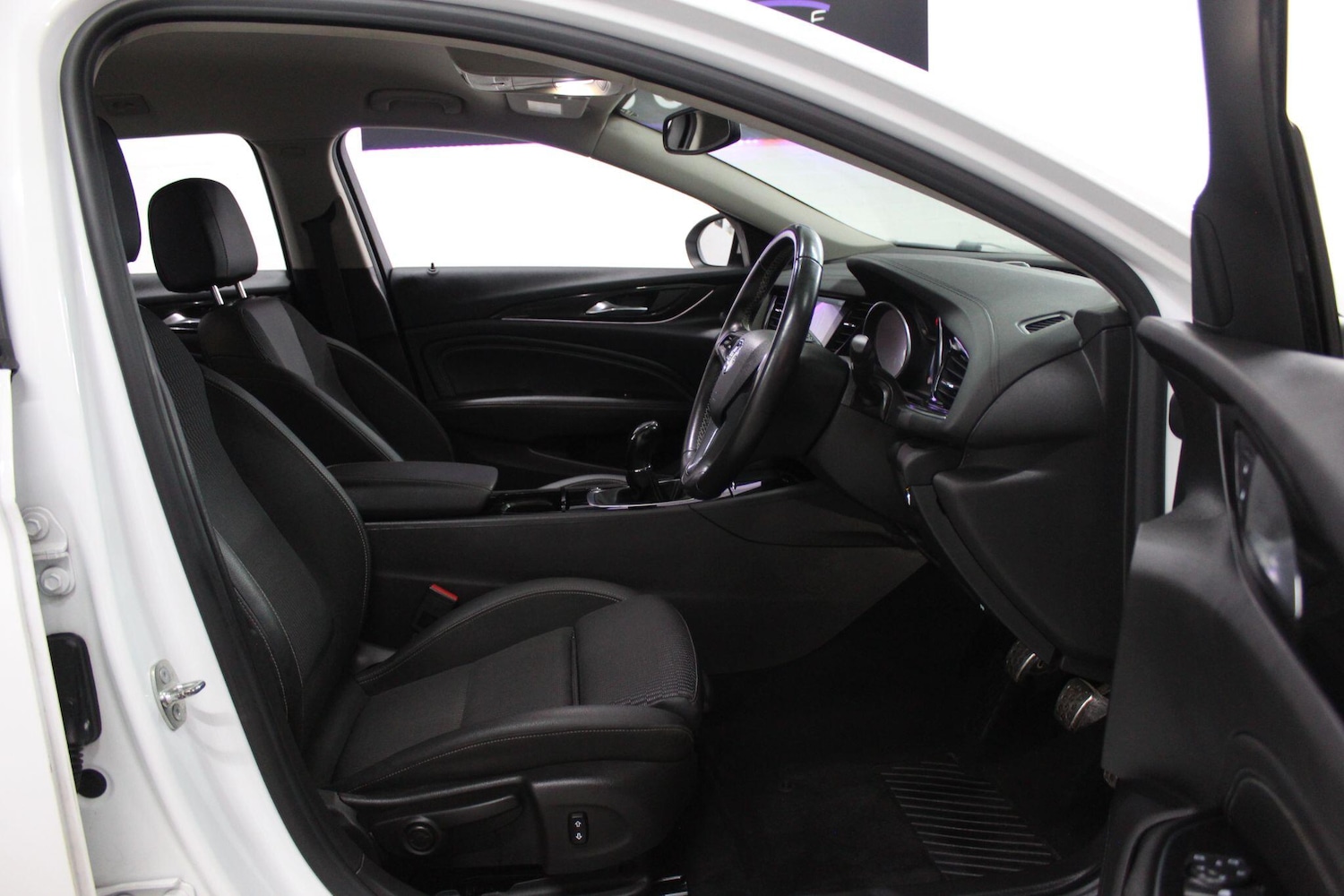 Used Vauxhall Insignia for sale - 77625815: Photo 11