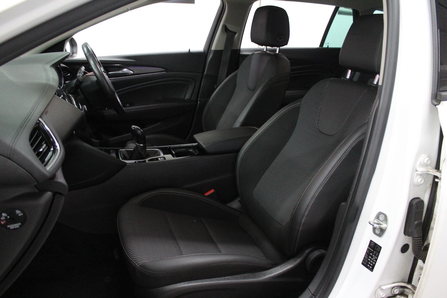 Used Vauxhall Insignia for sale - 77625815: Photo 14