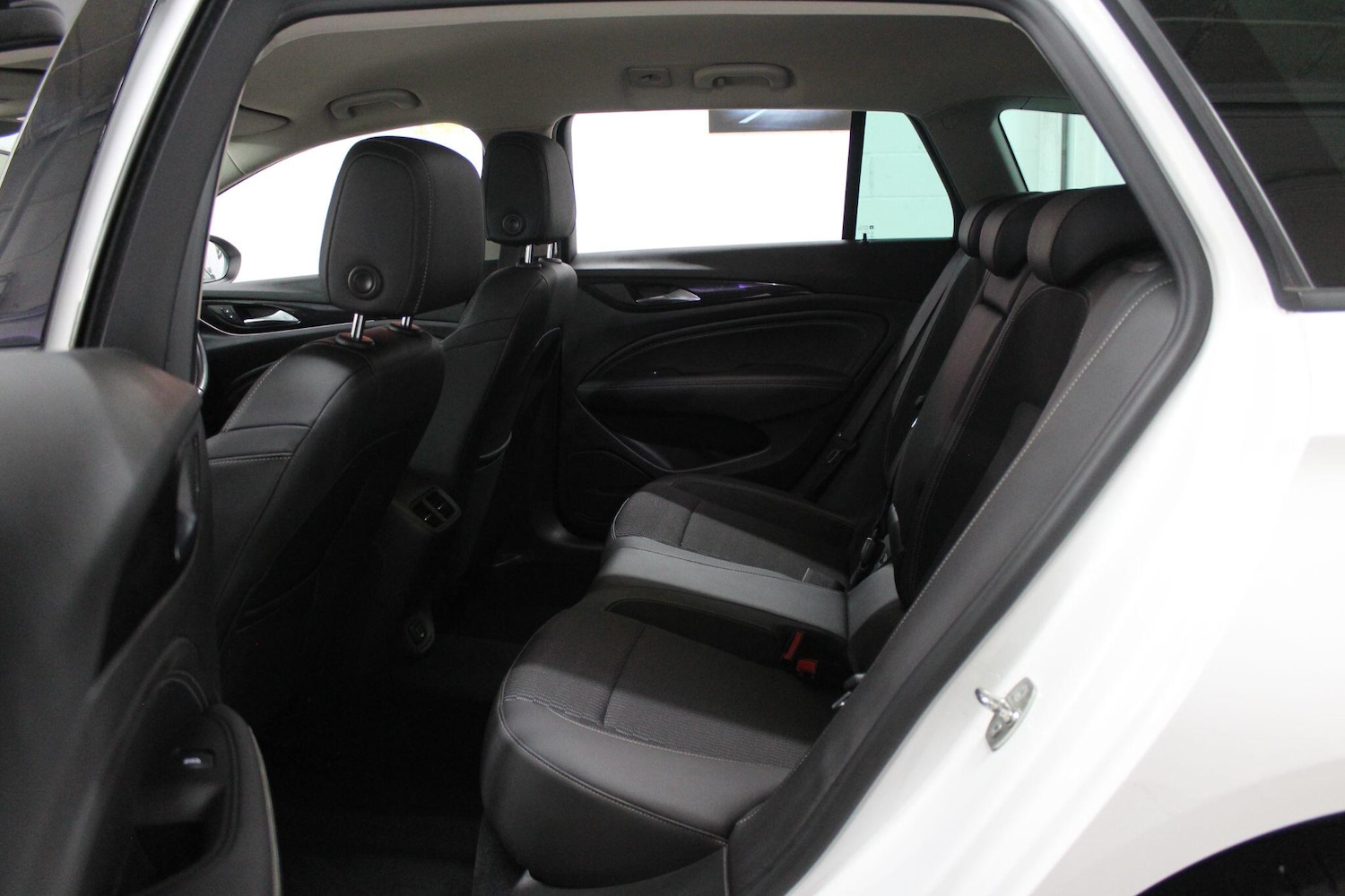 Used Vauxhall Insignia for sale - 77625815: Photo 17