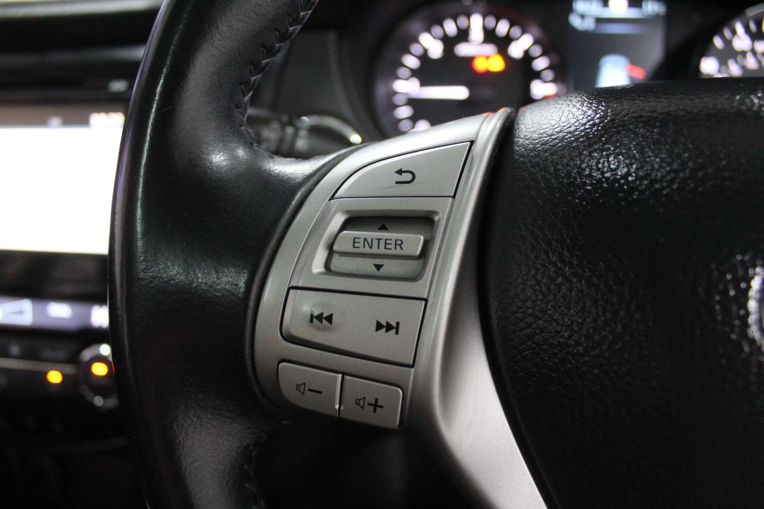 Used Nissan Qashqai 2017 for sale - 78072934: Photo 33