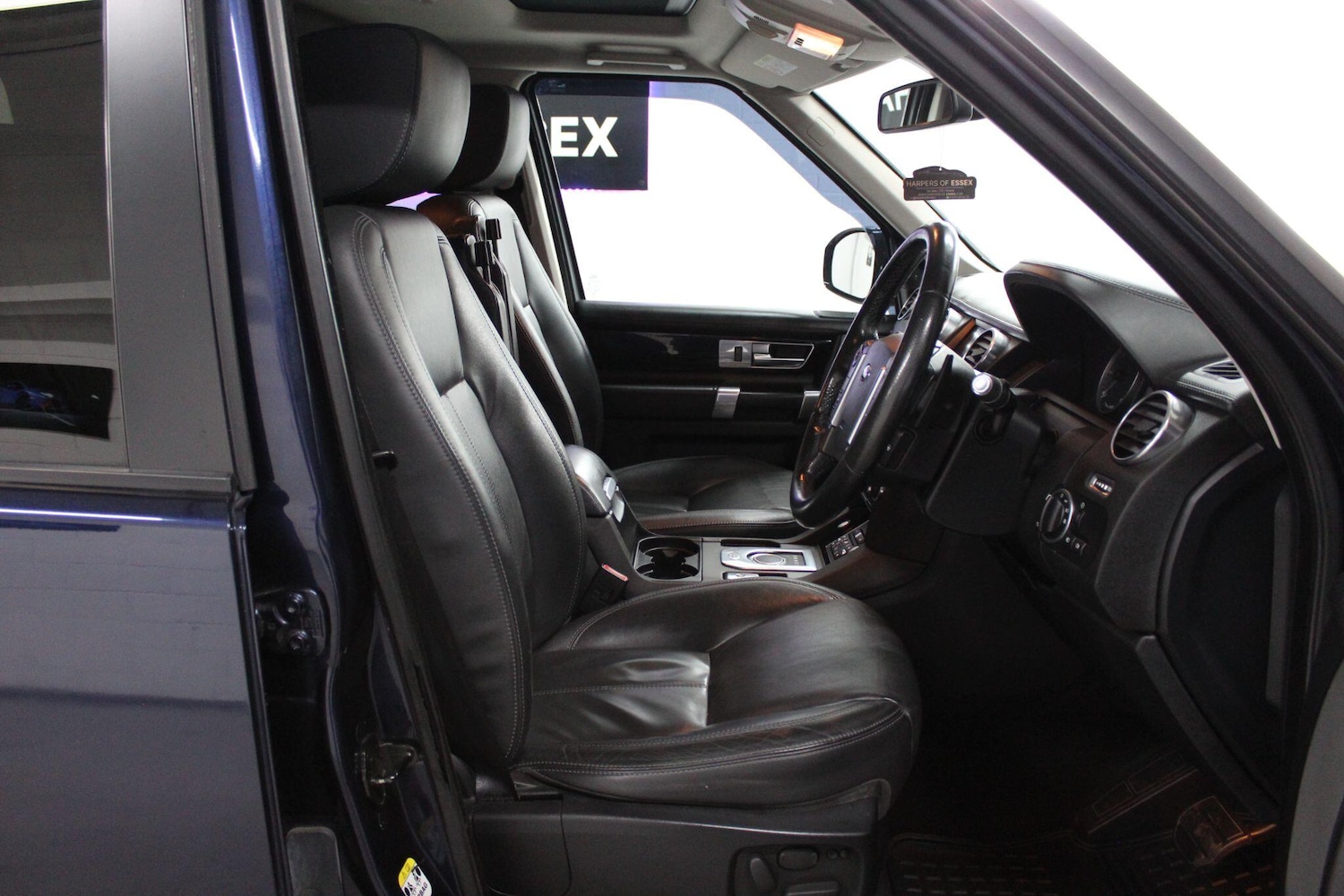 Used Land Rover Discovery 2015 for sale - 76823504: Photo 12