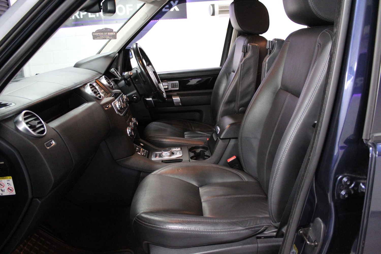 Used Land Rover Discovery 2015 for sale - 76823504: Photo 14