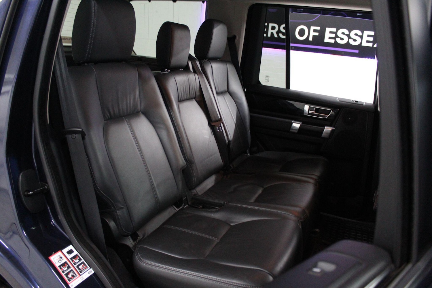 Used Land Rover Discovery 2015 for sale - 76823504: Photo 16