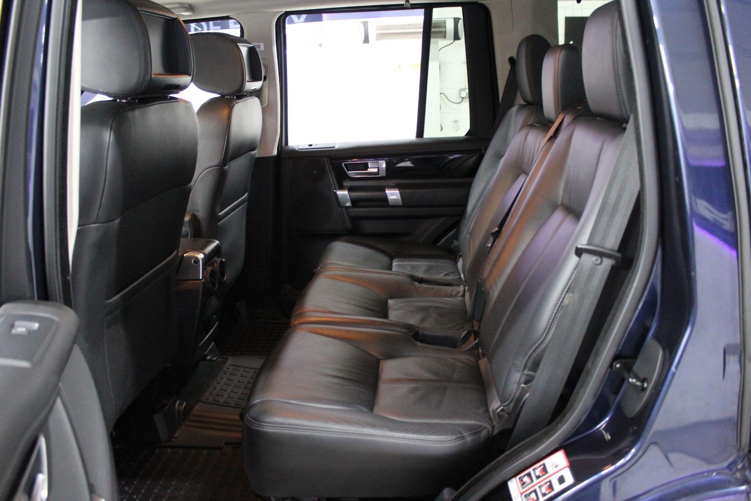 Used Land Rover Discovery 2015 for sale - 76823504: Photo 17