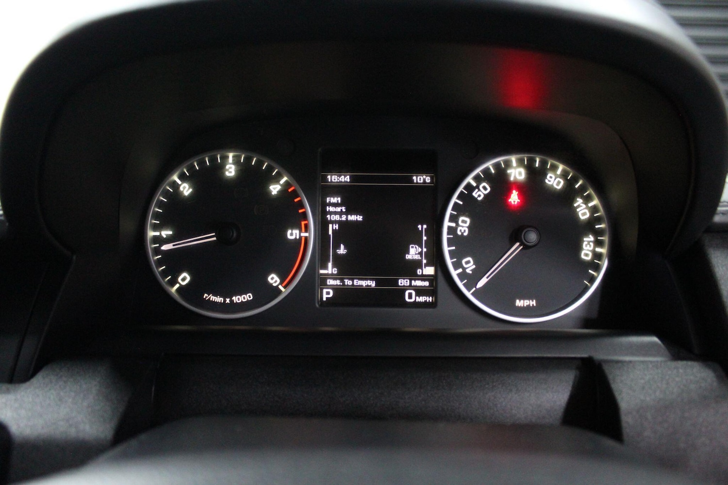 Used Land Rover Discovery 2015 for sale - 76823504: Photo 25