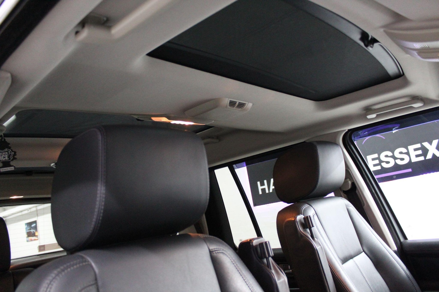 Used Land Rover Discovery 2015 for sale - 76823504: Photo 34