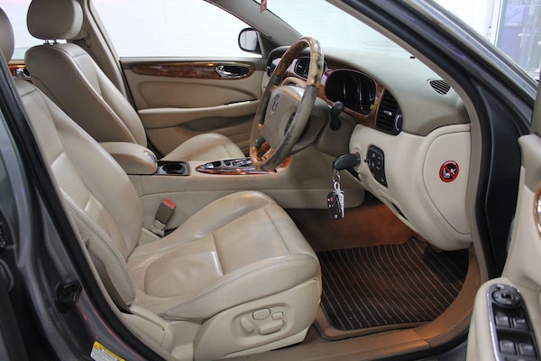 Used Jaguar XJ for sale - 74978614: Photo 11