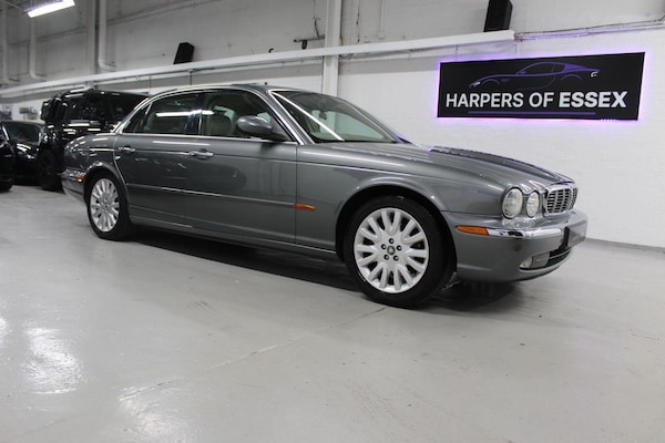 Used Jaguar XJ for sale - 74978614: Photo 1