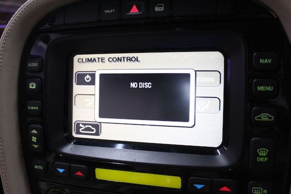 Used Jaguar XJ for sale - 74978614: Photo 29