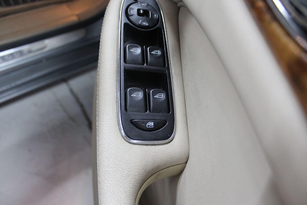 Used Jaguar XJ for sale - 74978614: Photo 42