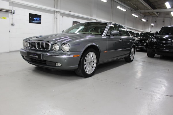 Used Jaguar XJ for sale - 74978614: Photo 4