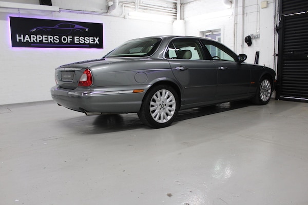 Used Jaguar XJ for sale - 74978614: Photo 9