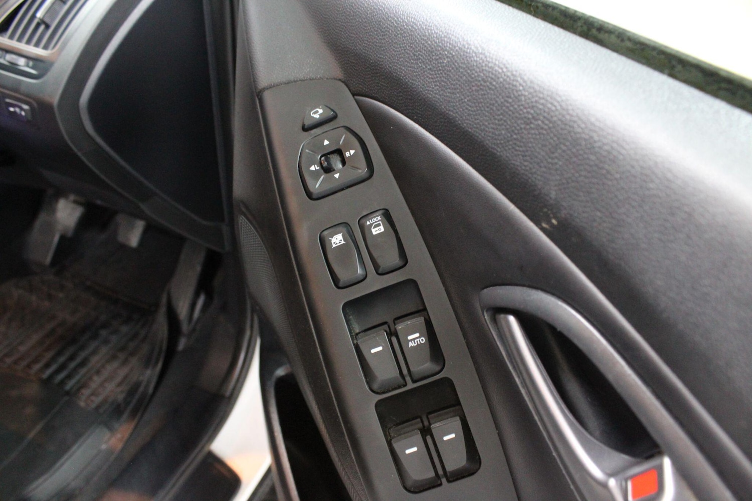 Used Hyundai Ix35 2014 for sale - 75965619: Photo 33