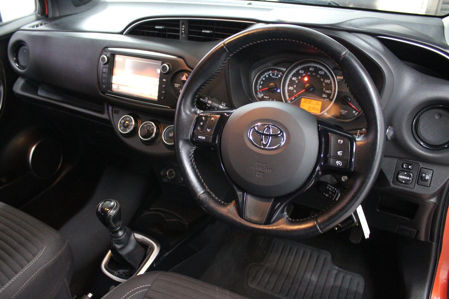 Used Toyota Yaris 2016 for sale - 76584254: Photo 19