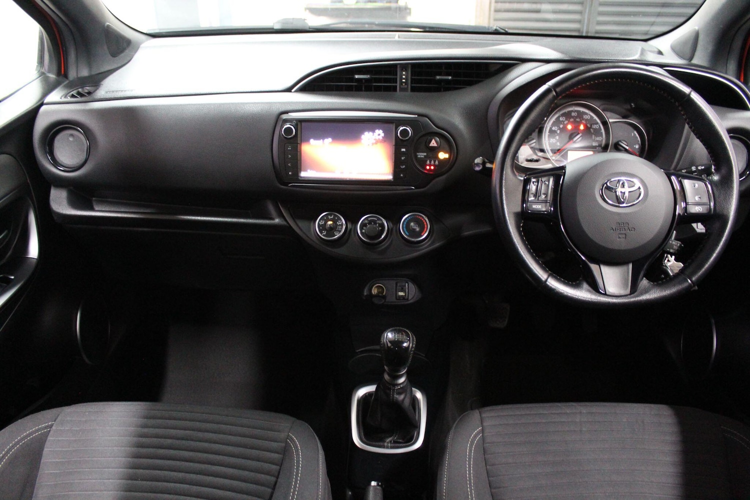 Used Toyota Yaris 2016 for sale - 76584254: Photo 20