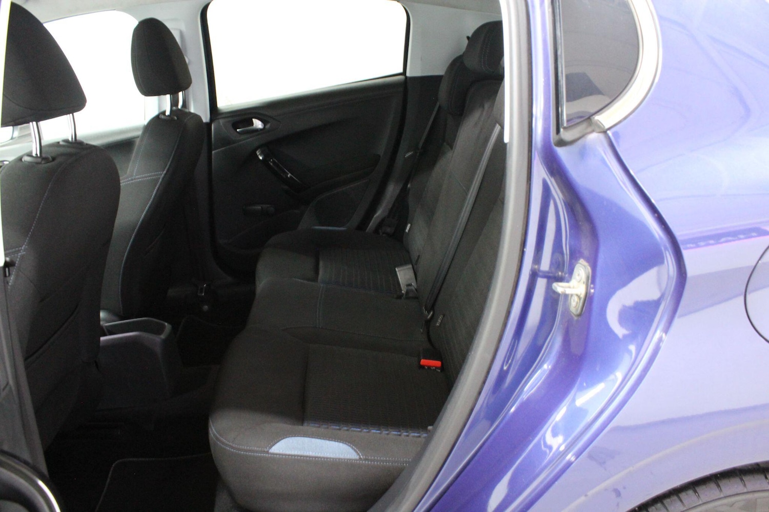 Used Peugeot 208 2013 for sale - 76137576: Photo 26