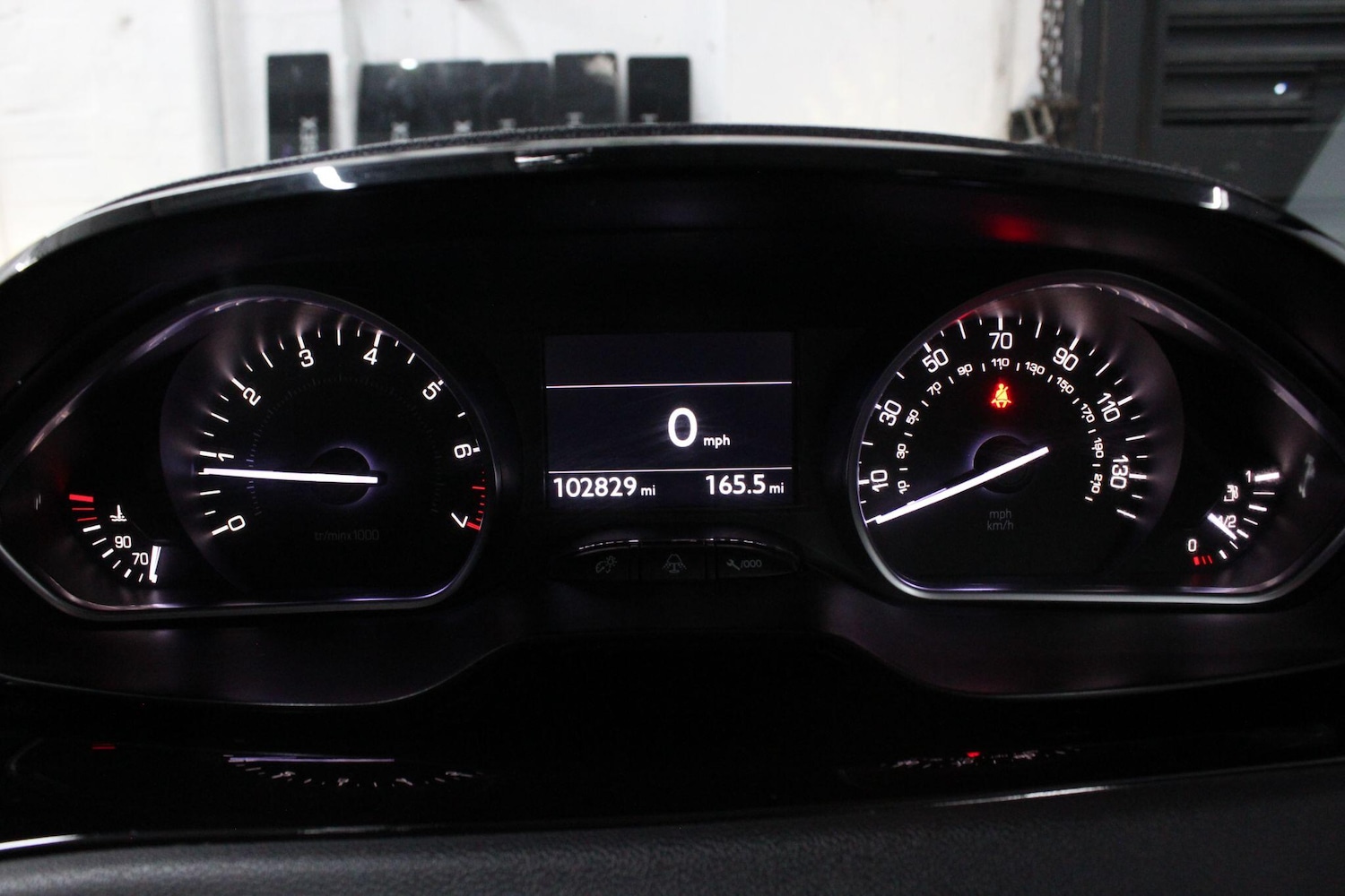 Used Peugeot 208 2013 for sale - 76137576: Photo 31