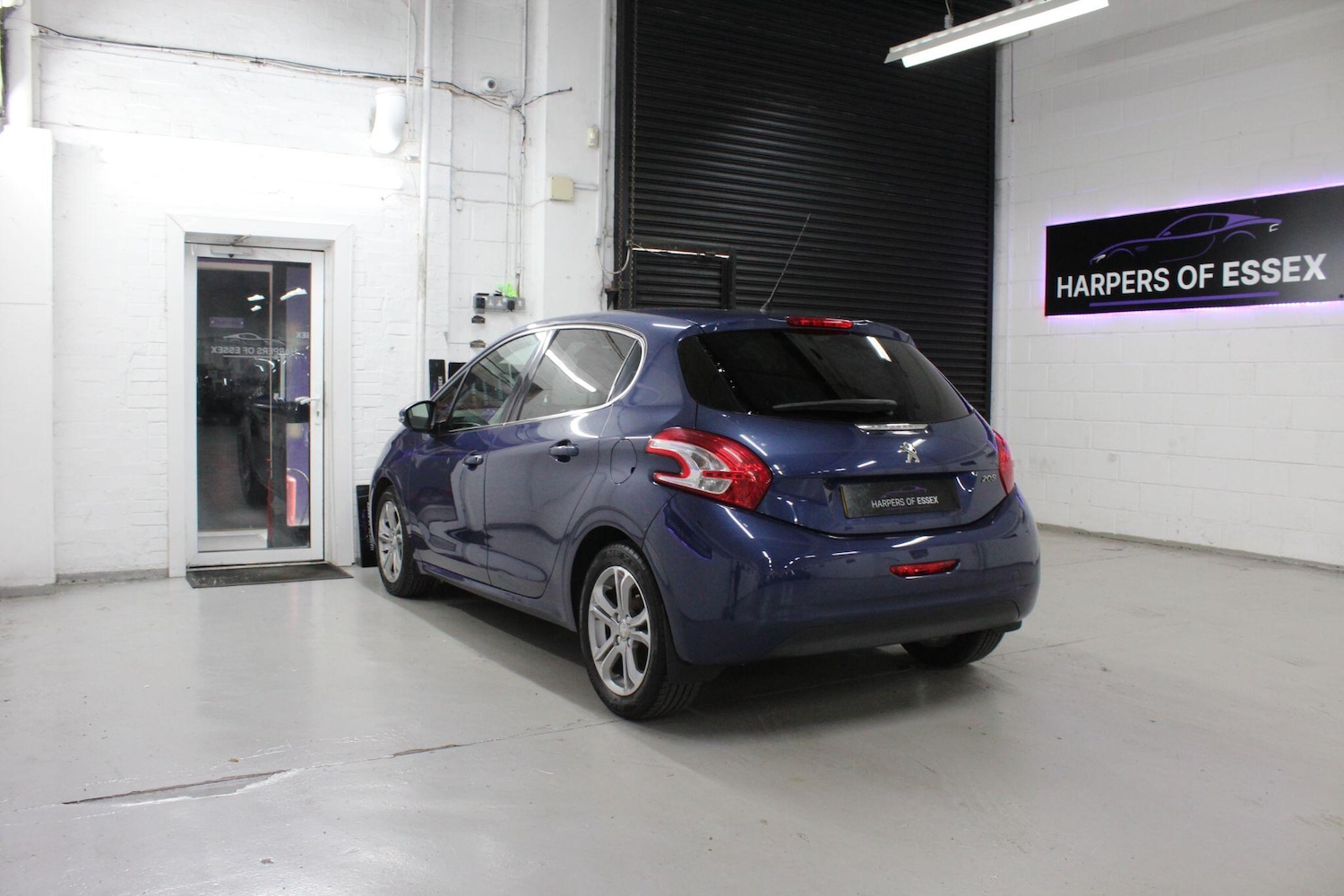 Used Peugeot 208 2013 for sale - 76137576: Photo 6