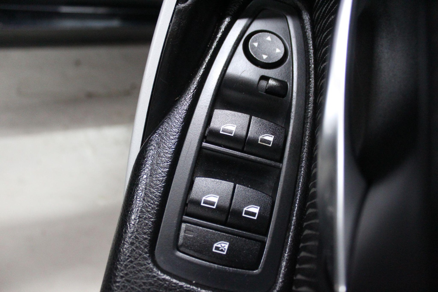 Used BMW 3 Series 2012 for sale - 78072940: Photo 36