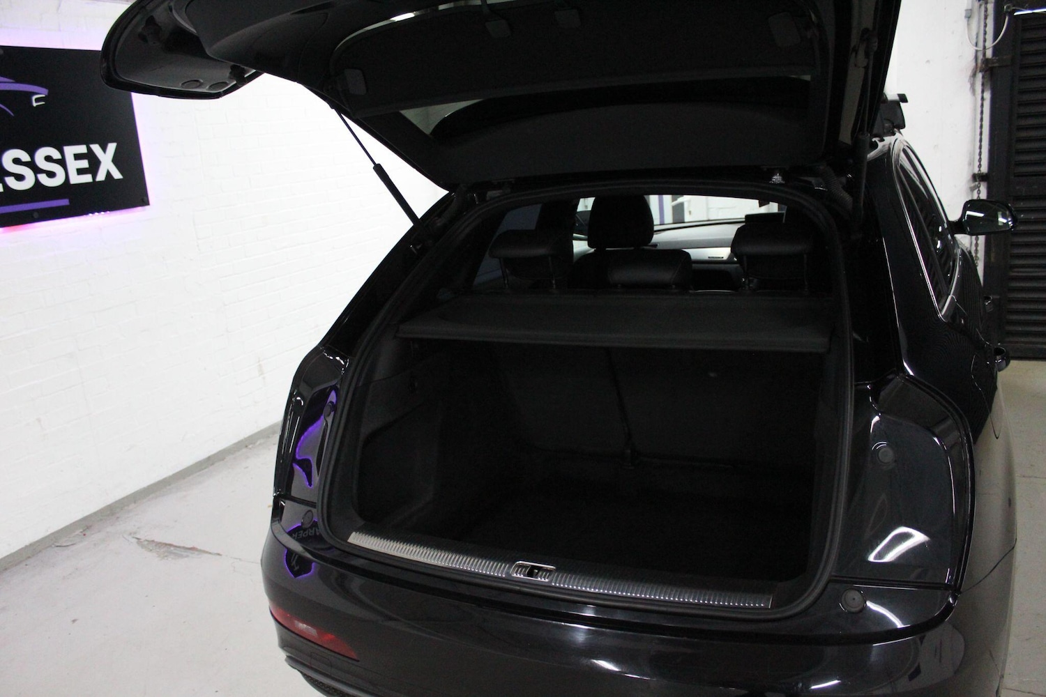 Used Audi Q3 2013 for sale - 76227975: Photo 30