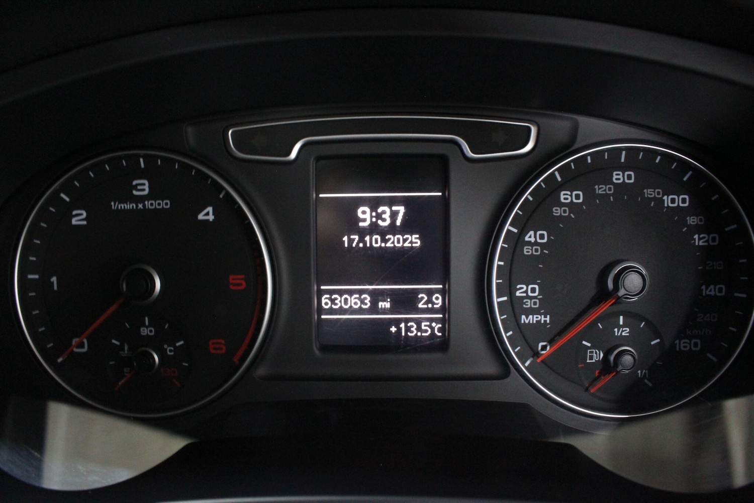 Used Audi Q3 2013 for sale - 76227975: Photo 37