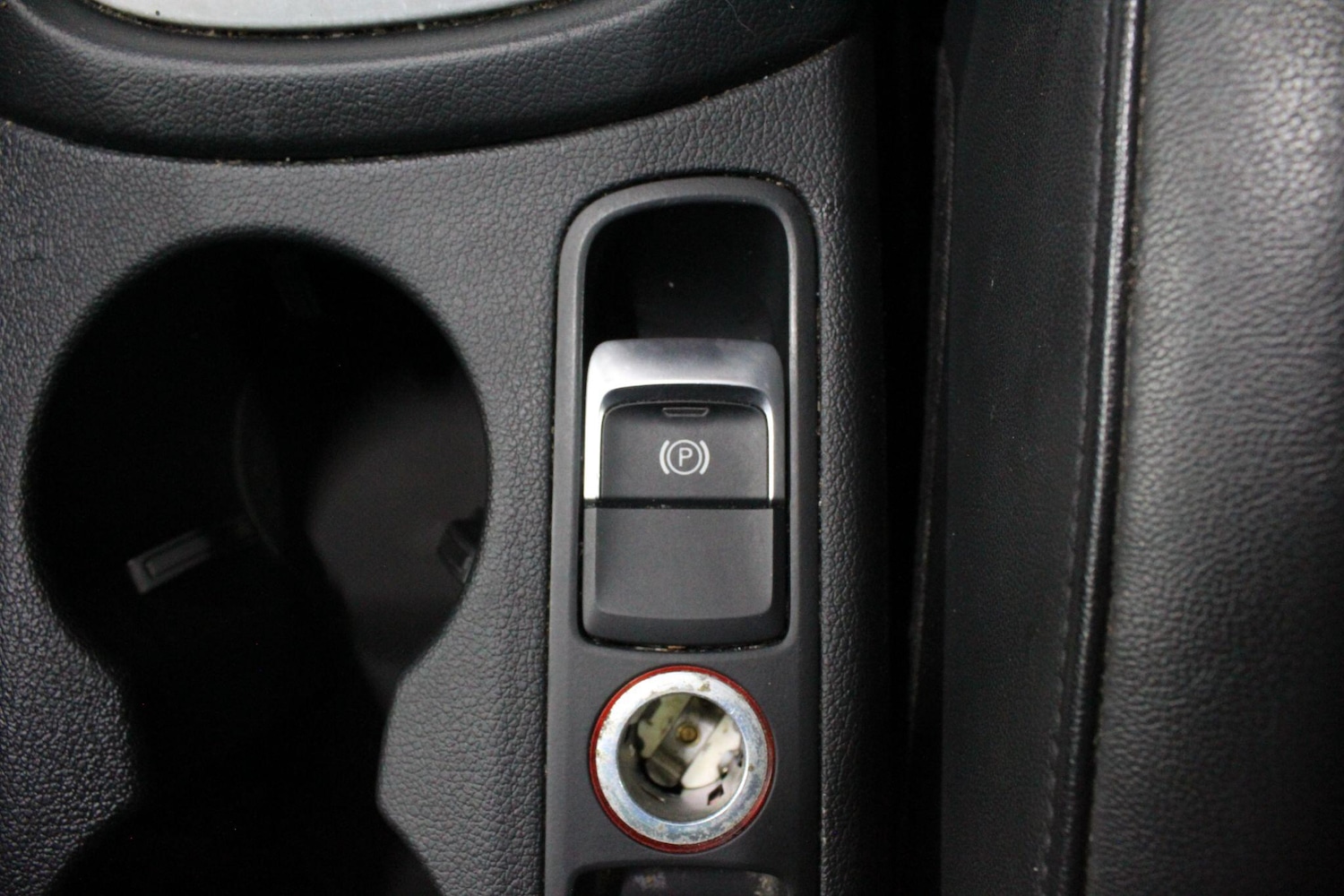 Used Audi Q3 2013 for sale - 76227975: Photo 41