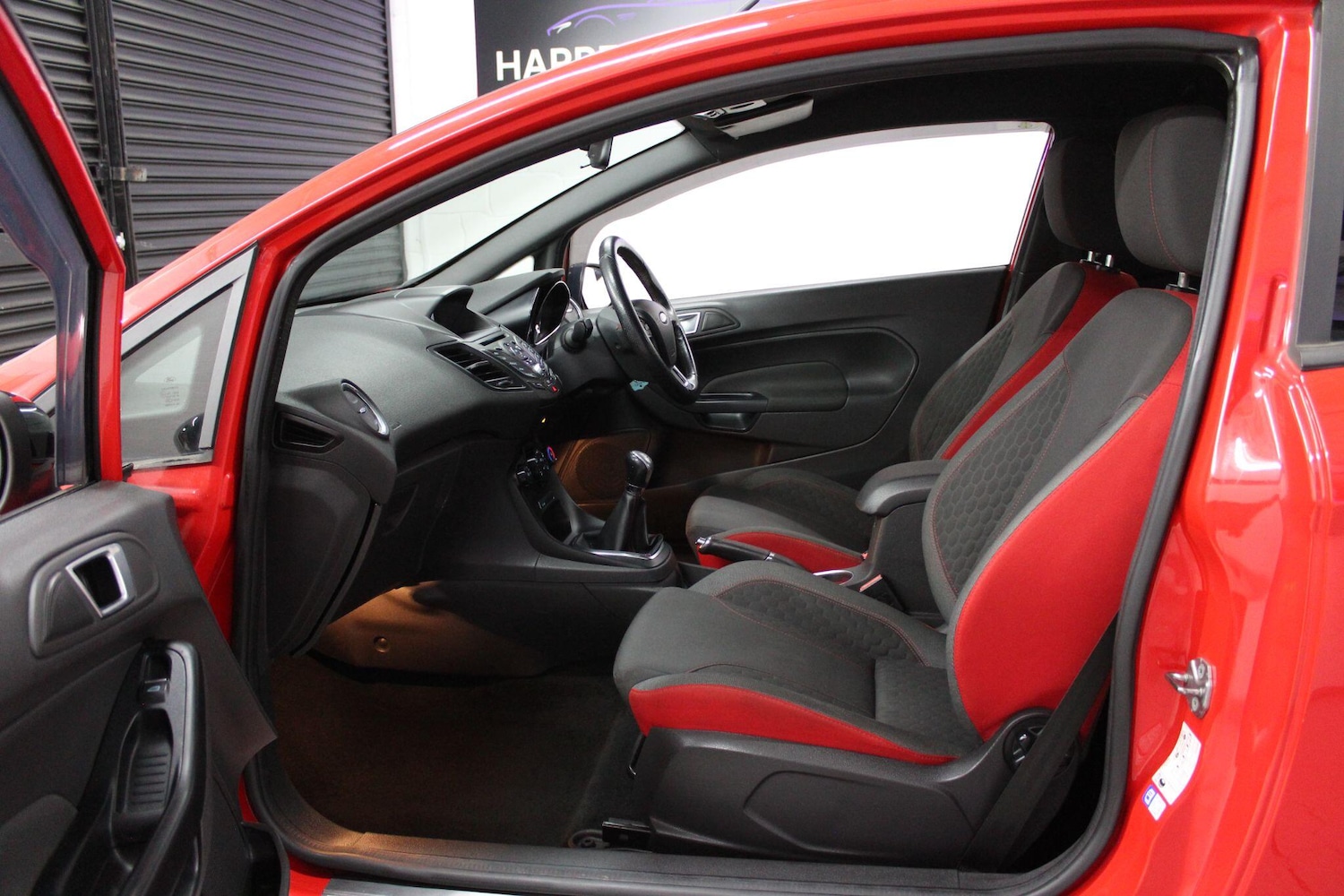 Used Ford Fiesta 2017 for sale - 75540411: Photo 13