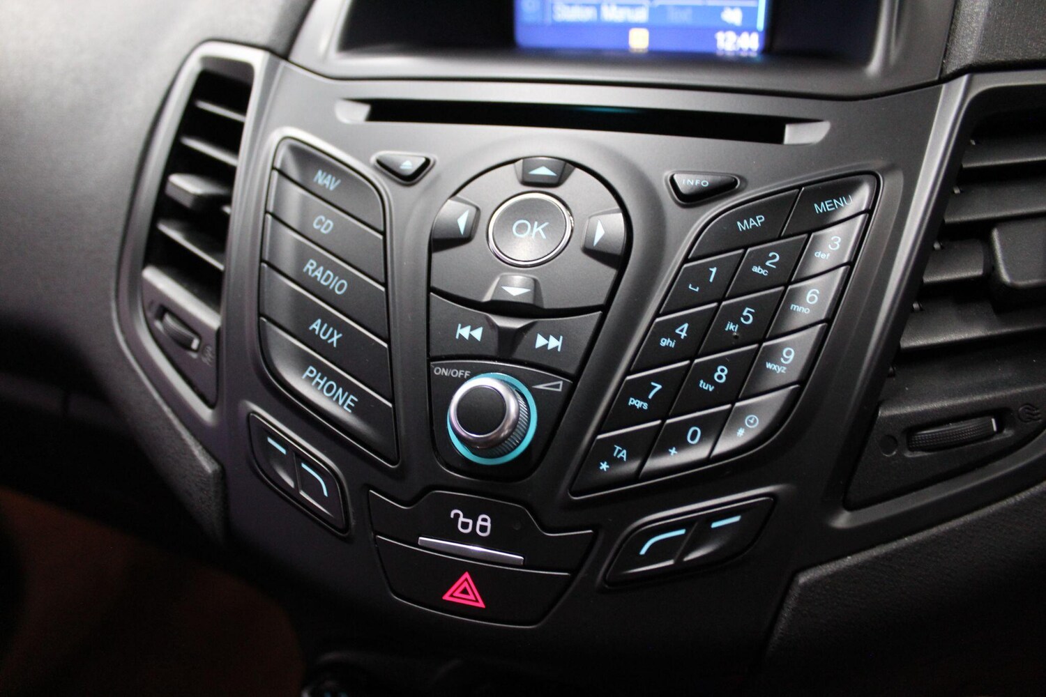 Used Ford Fiesta 2017 for sale - 75540411: Photo 35