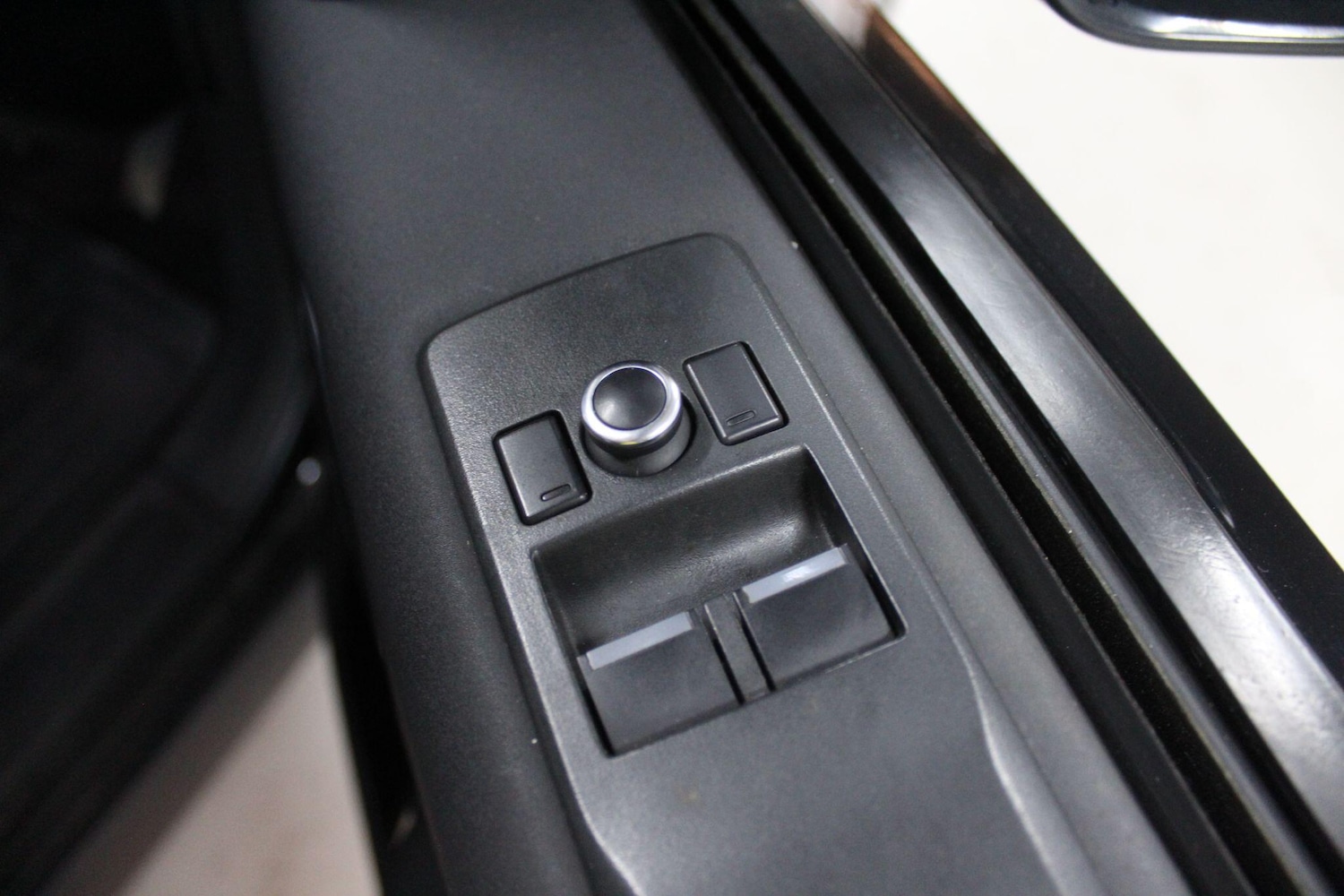 Used Land Rover Discovery for sale - 77754095: Photo 38