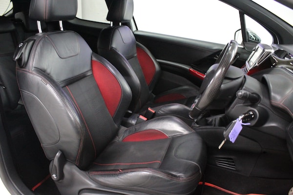 Used Peugeot 208 2013 for sale - 75269094: Photo 12
