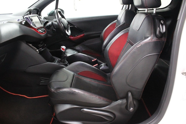 Used Peugeot 208 2013 for sale - 75269094: Photo 13
