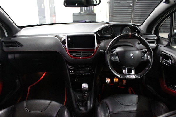 Used Peugeot 208 2013 for sale - 75269094: Photo 19