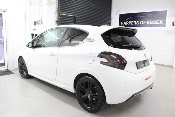 Used Peugeot 208 2013 for sale - 75269094: Photo 6