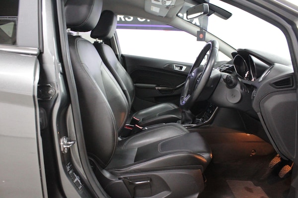 Used Ford Fiesta 2017 for sale - 75280358: Photo 11