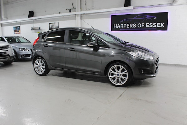Used Ford Fiesta 2017 for sale - 75280358: Photo 1