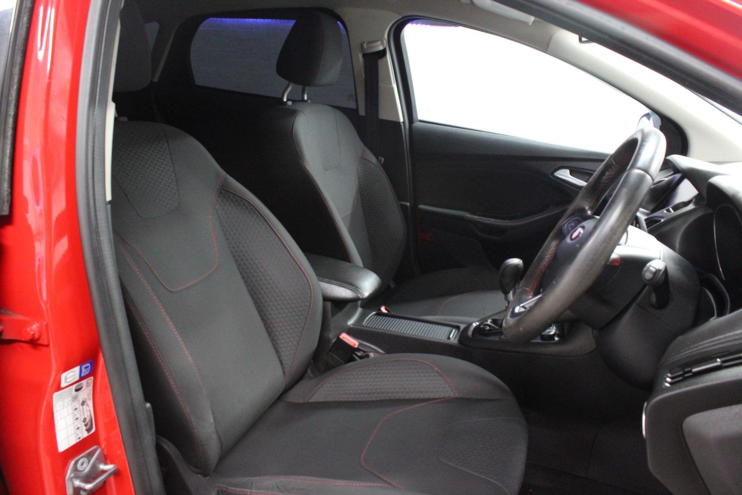 Used Ford Focus 2016 for sale - 76228043: Photo 11