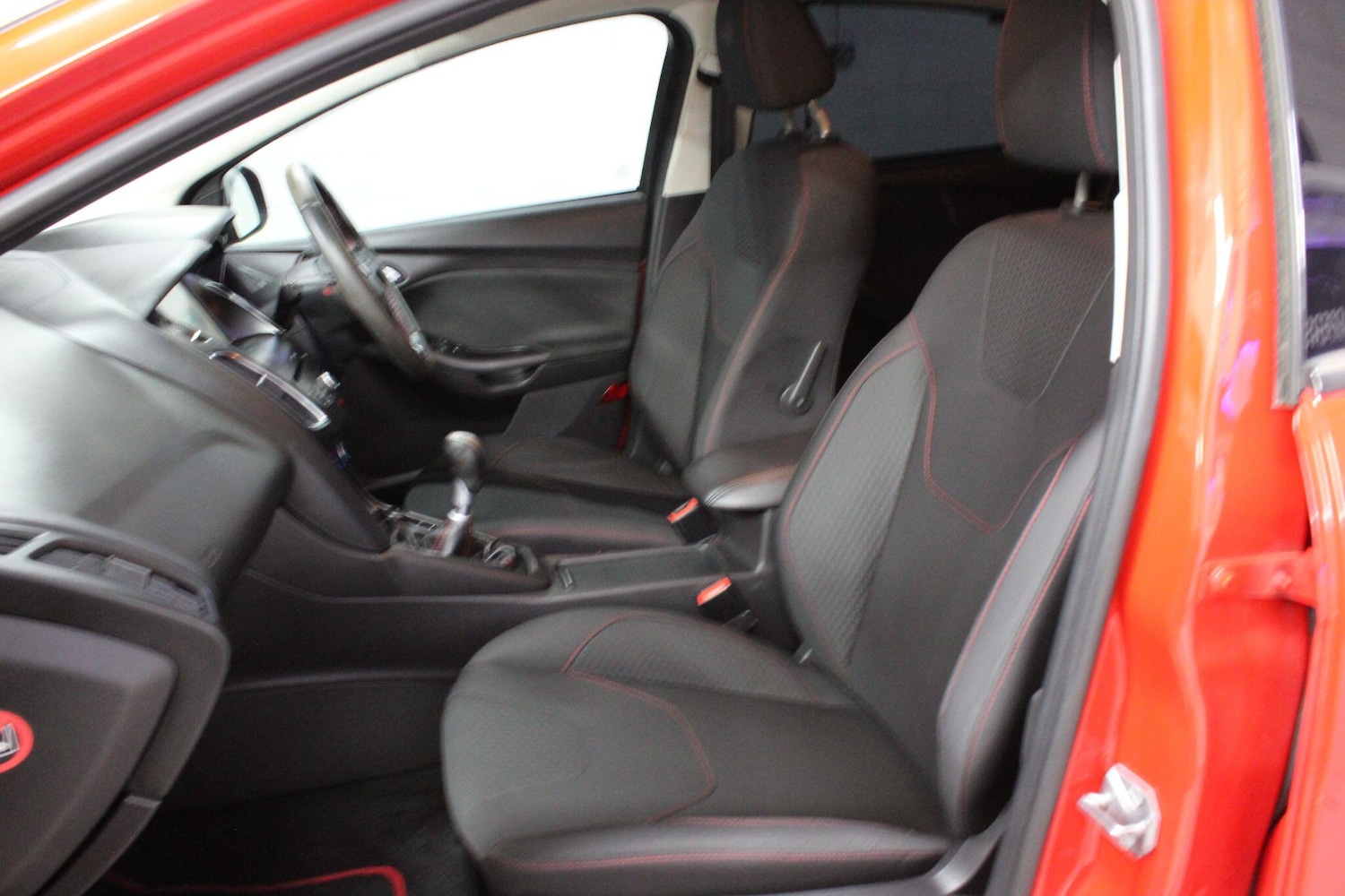 Used Ford Focus 2016 for sale - 76228043: Photo 14