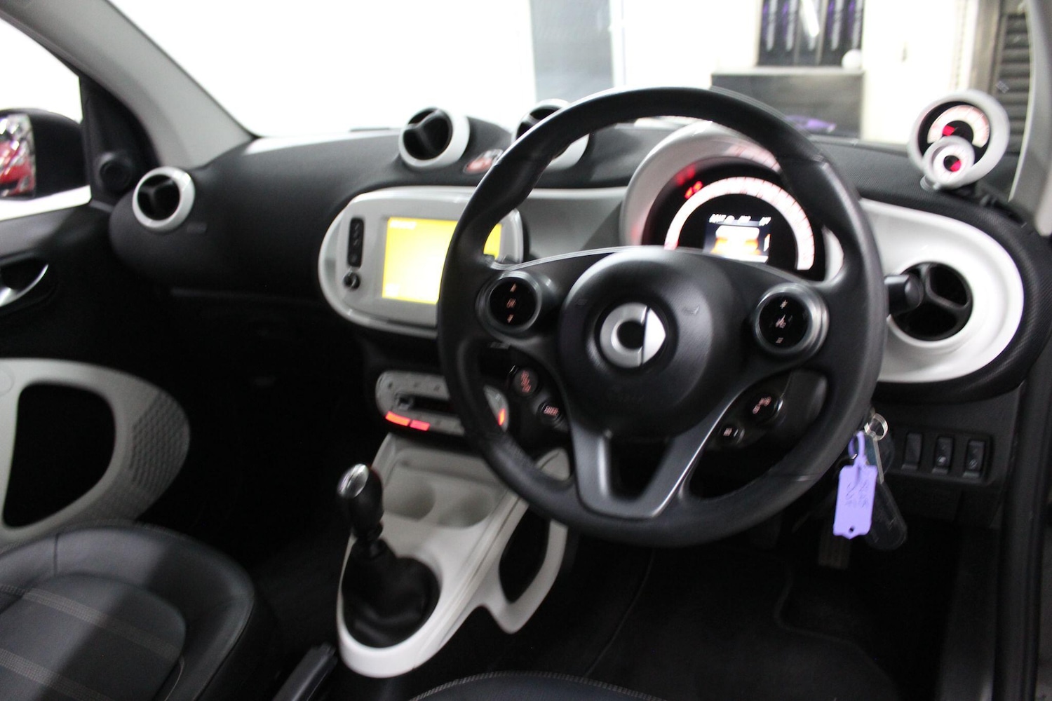 Used smart fortwo 2015 for sale - 76473679: Photo 15