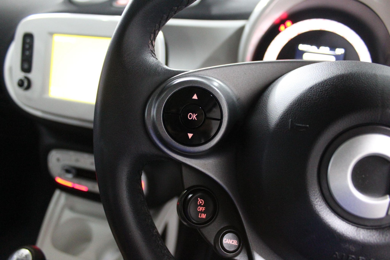 Used smart fortwo 2015 for sale - 76473679: Photo 27