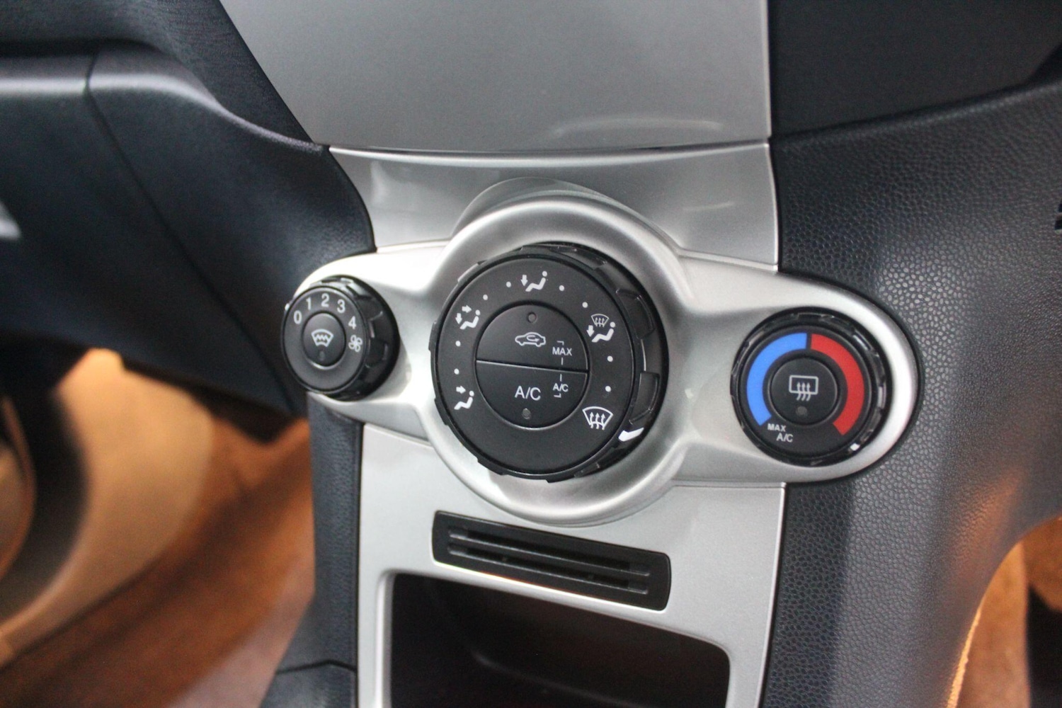 Used Ford Fiesta for sale - 77808656: Photo 27