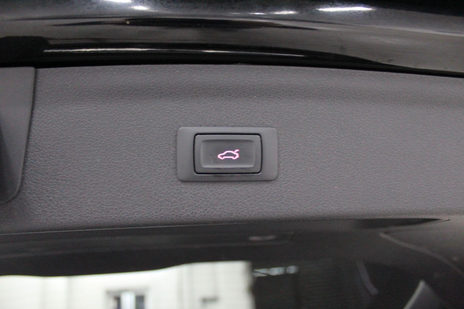 Used Audi Q3 2016 for sale - 76996481: Photo 30