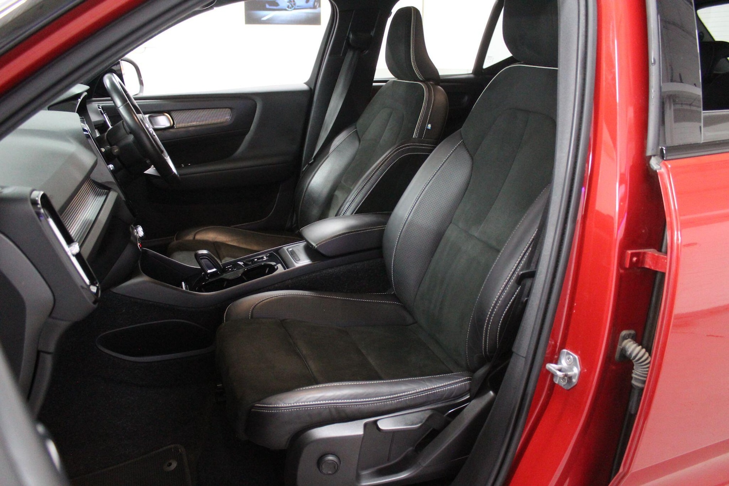 Used Volvo XC40 2019 for sale - 78019763: Photo 14