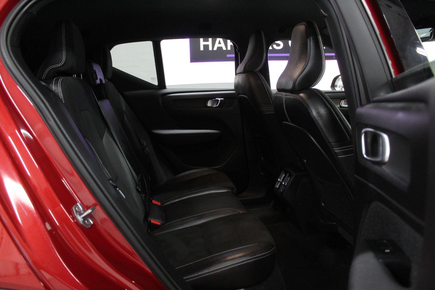 Used Volvo XC40 2019 for sale - 78019763: Photo 15