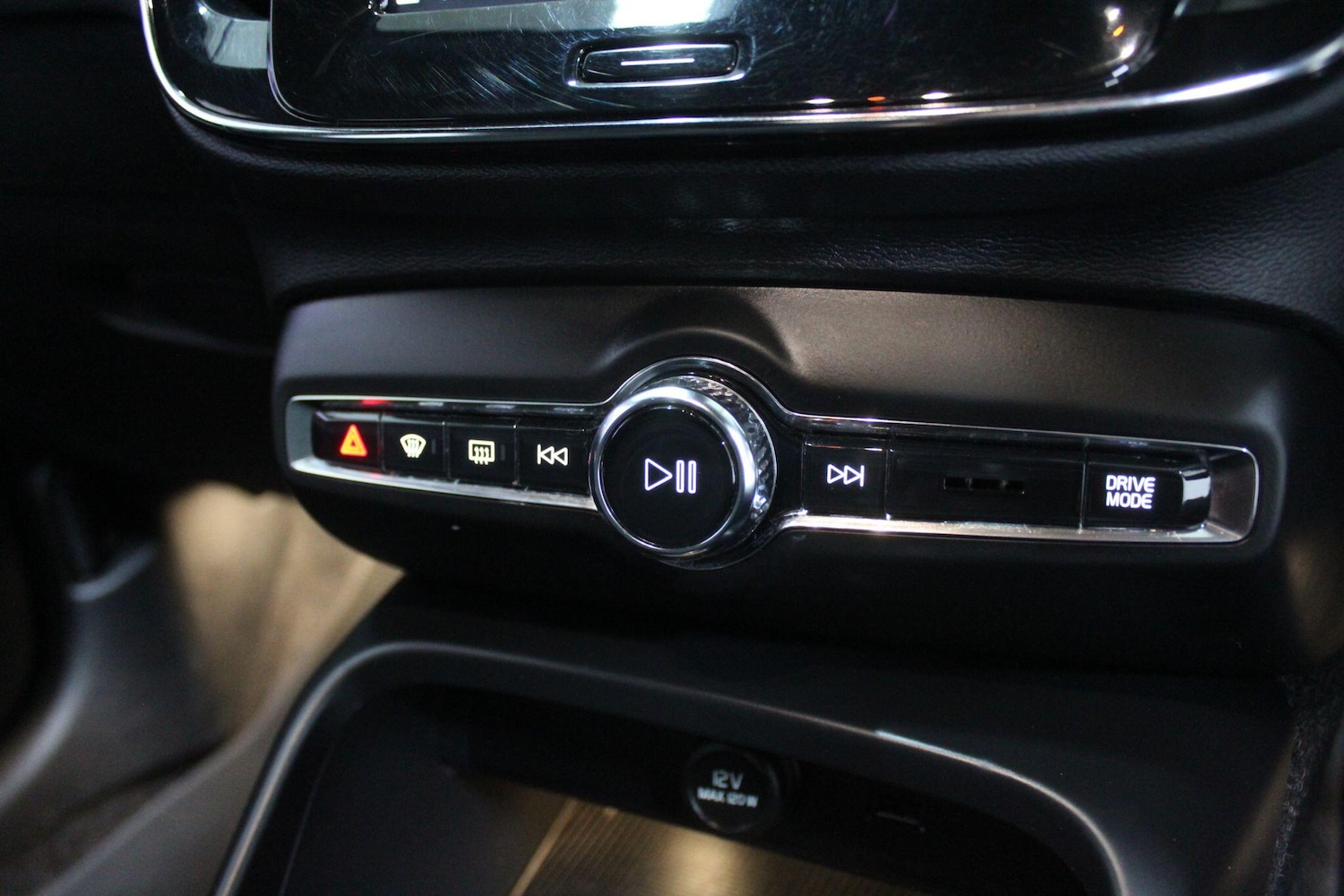 Used Volvo XC40 2019 for sale - 78019763: Photo 33