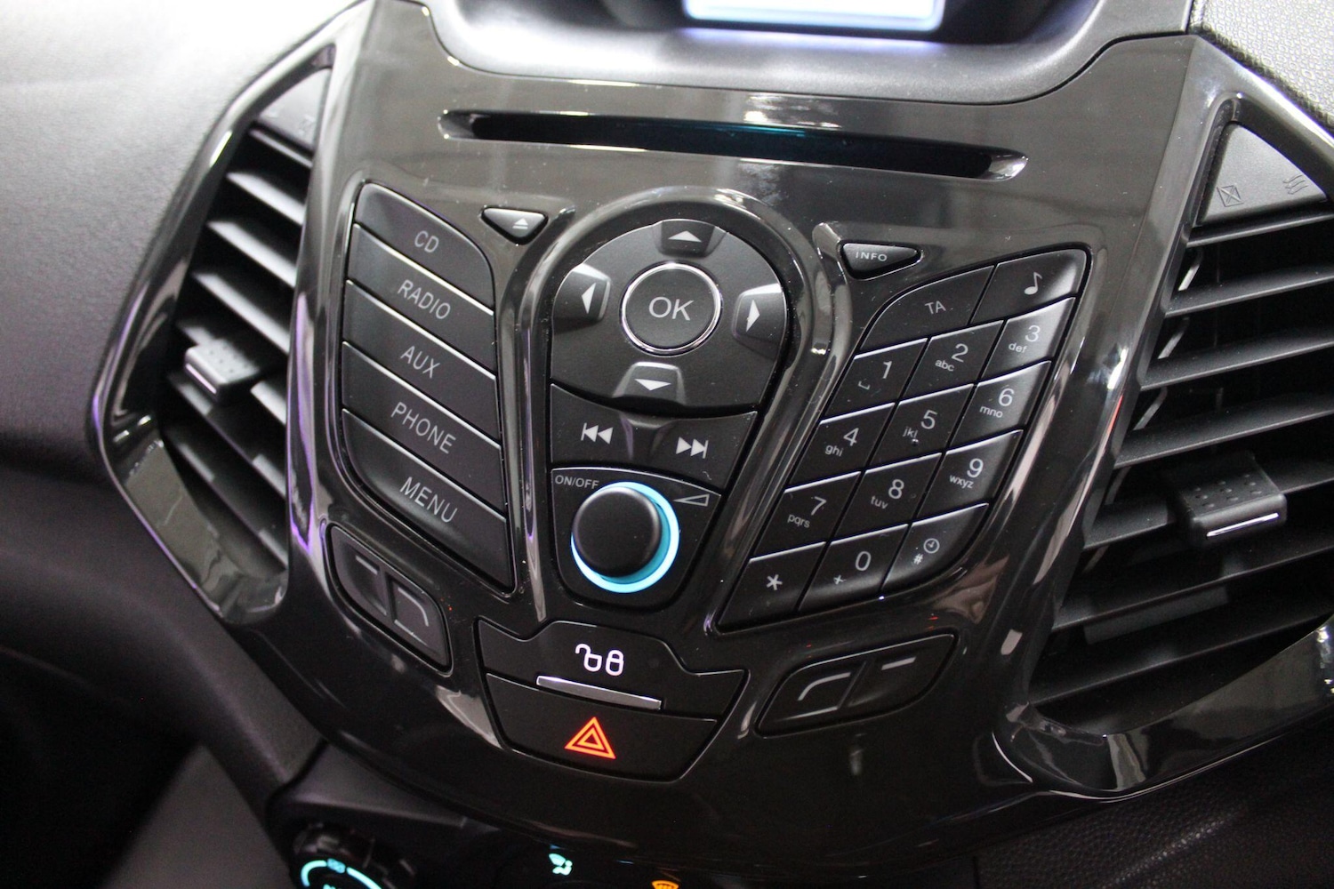 Used Ford Ecosport 2016 for sale - 77625807: Photo 31